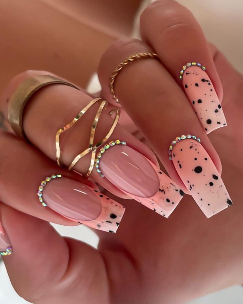 Top 30 Summer French Nails 2024: Trendy Designs & Chic Styles