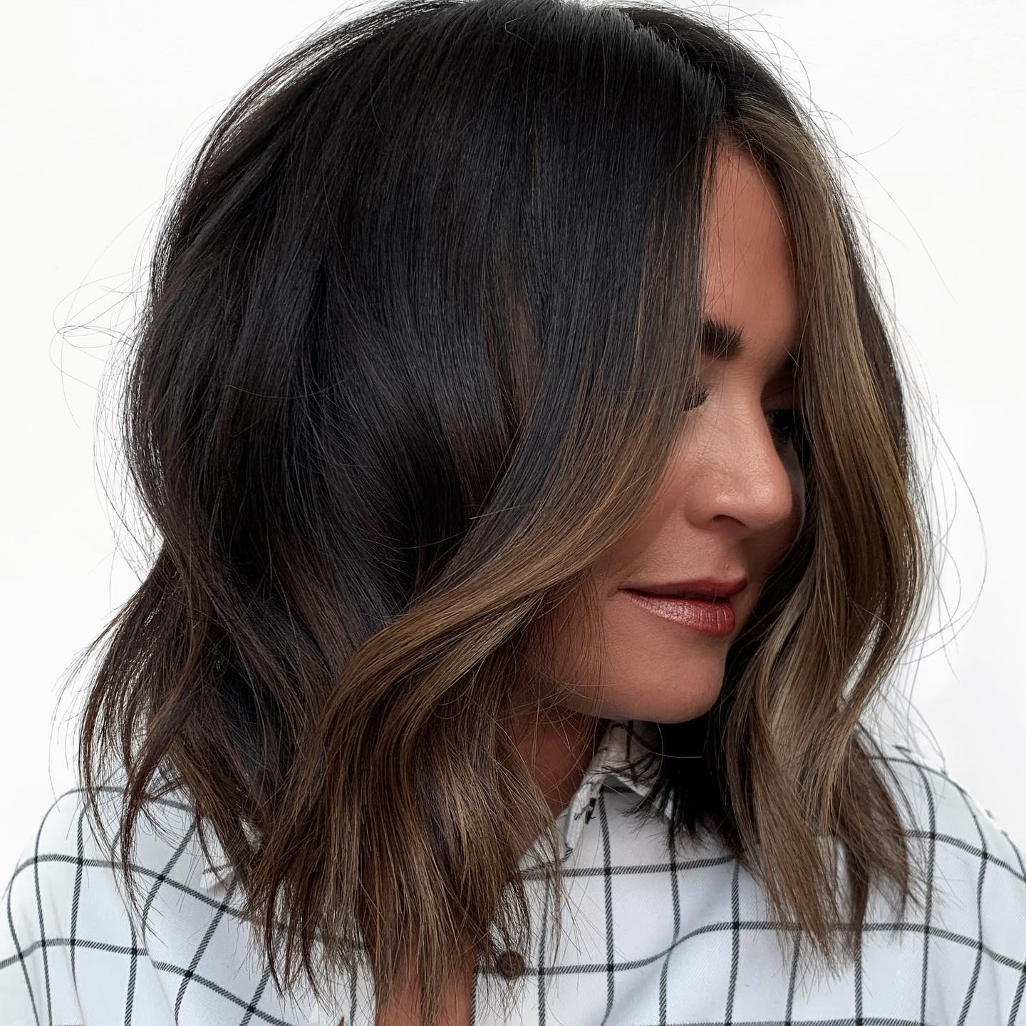 27 Trendy Medium Haircuts for Spring 2024: Discover Your New Look ...