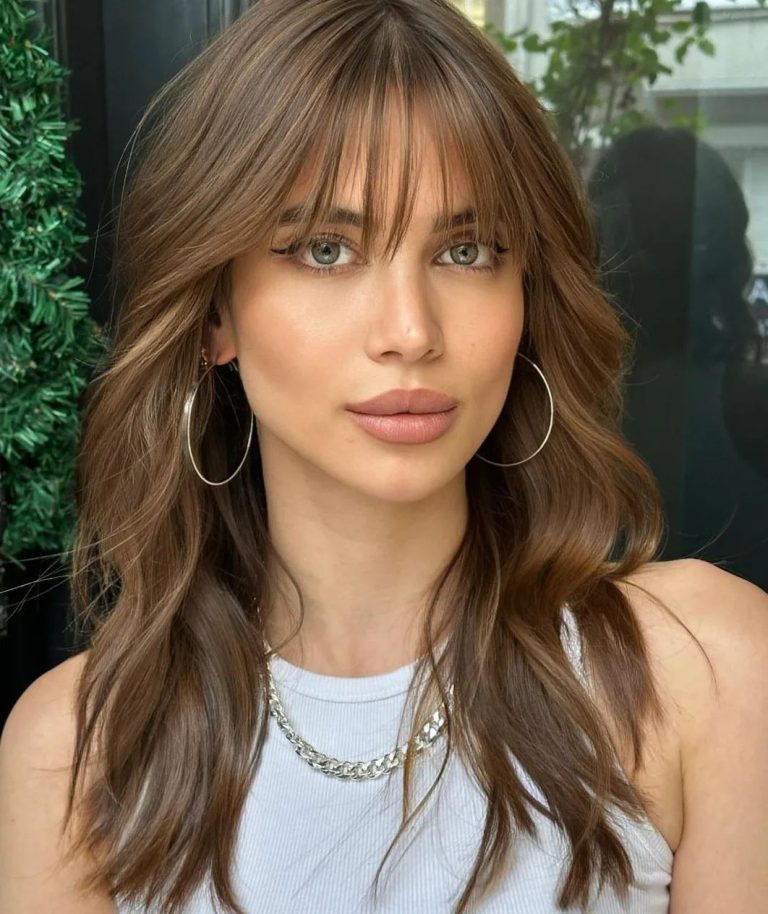 Top 22 Summer Long Haircuts 2024: Trendy Styles for a Chic Season ...