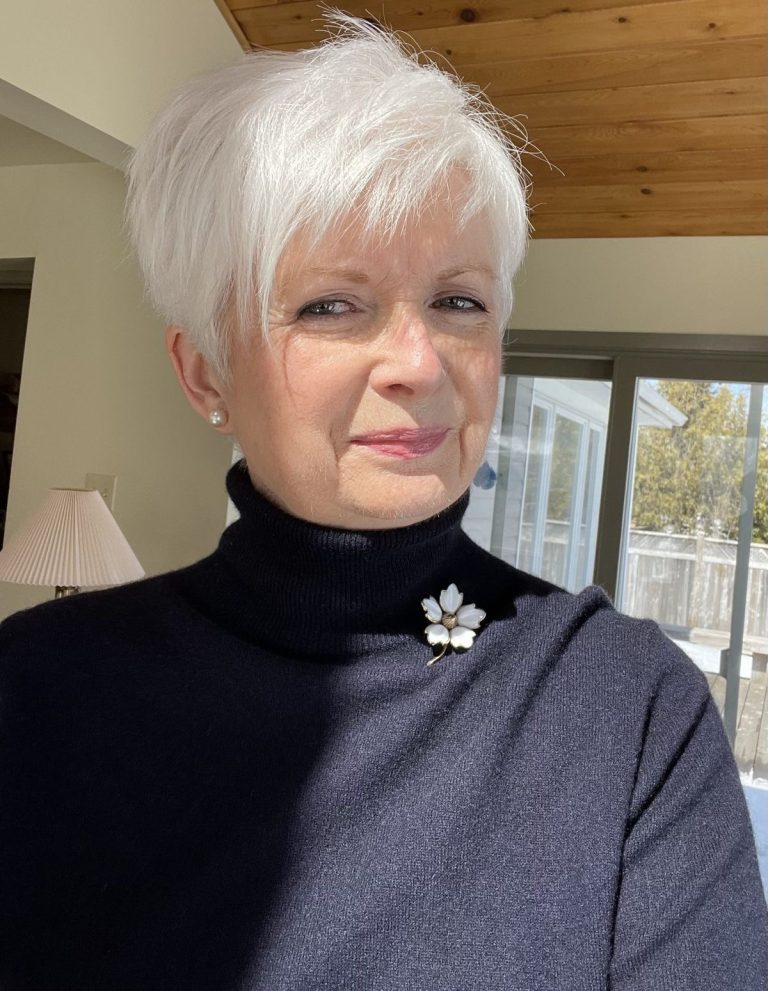 Top 29 Short Haircuts 2024 for Women Over 60 - Chic & Timeless Looks