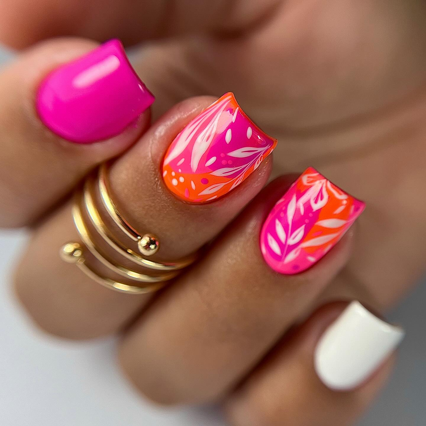30 Summer Nail Colors Trendy 2024 Designs for Vibrant Style divagaze com