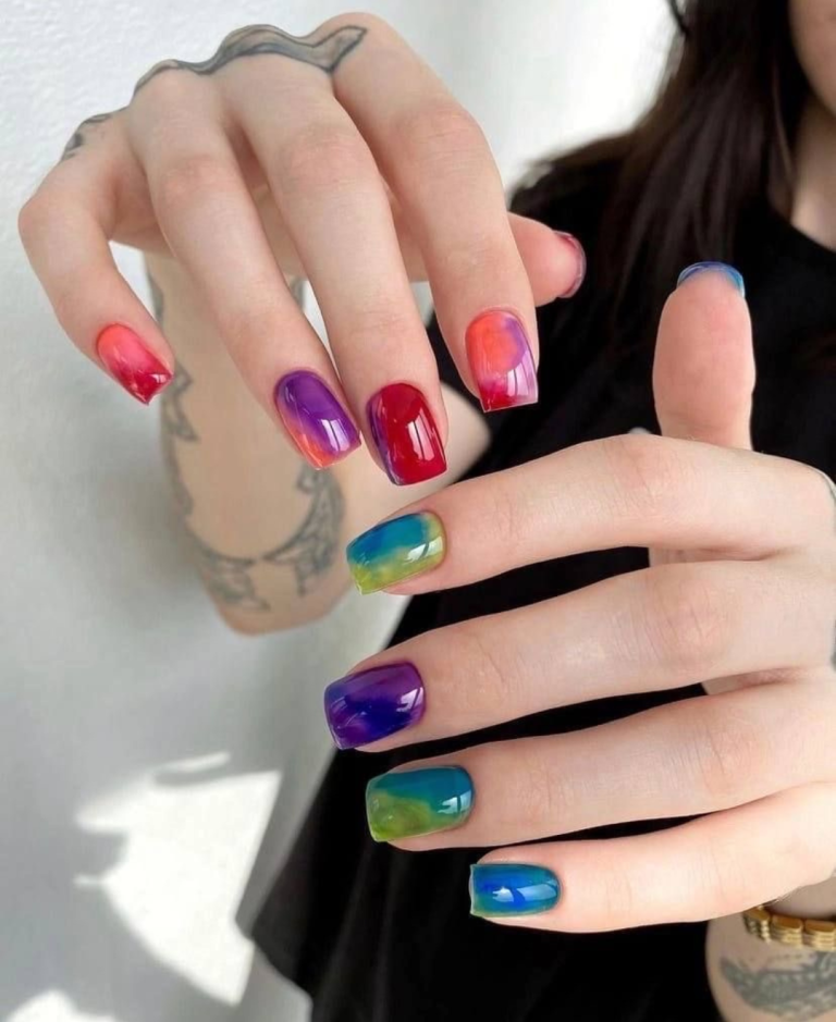 Discover 26 Short Acrylic Nails Trendy Chic Designs for 2024