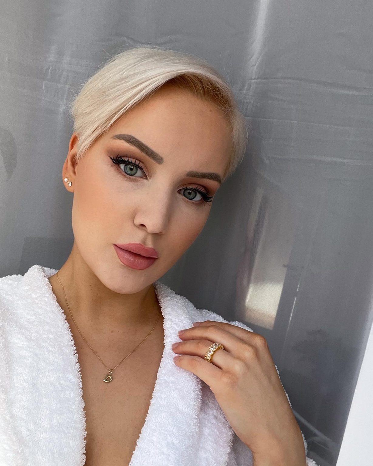 31 Trending Long Pixie Haircut Styles For A Chic Look Divagaze 31 Trending Long Pixie Haircut Styles For A Chic Look Divagaze