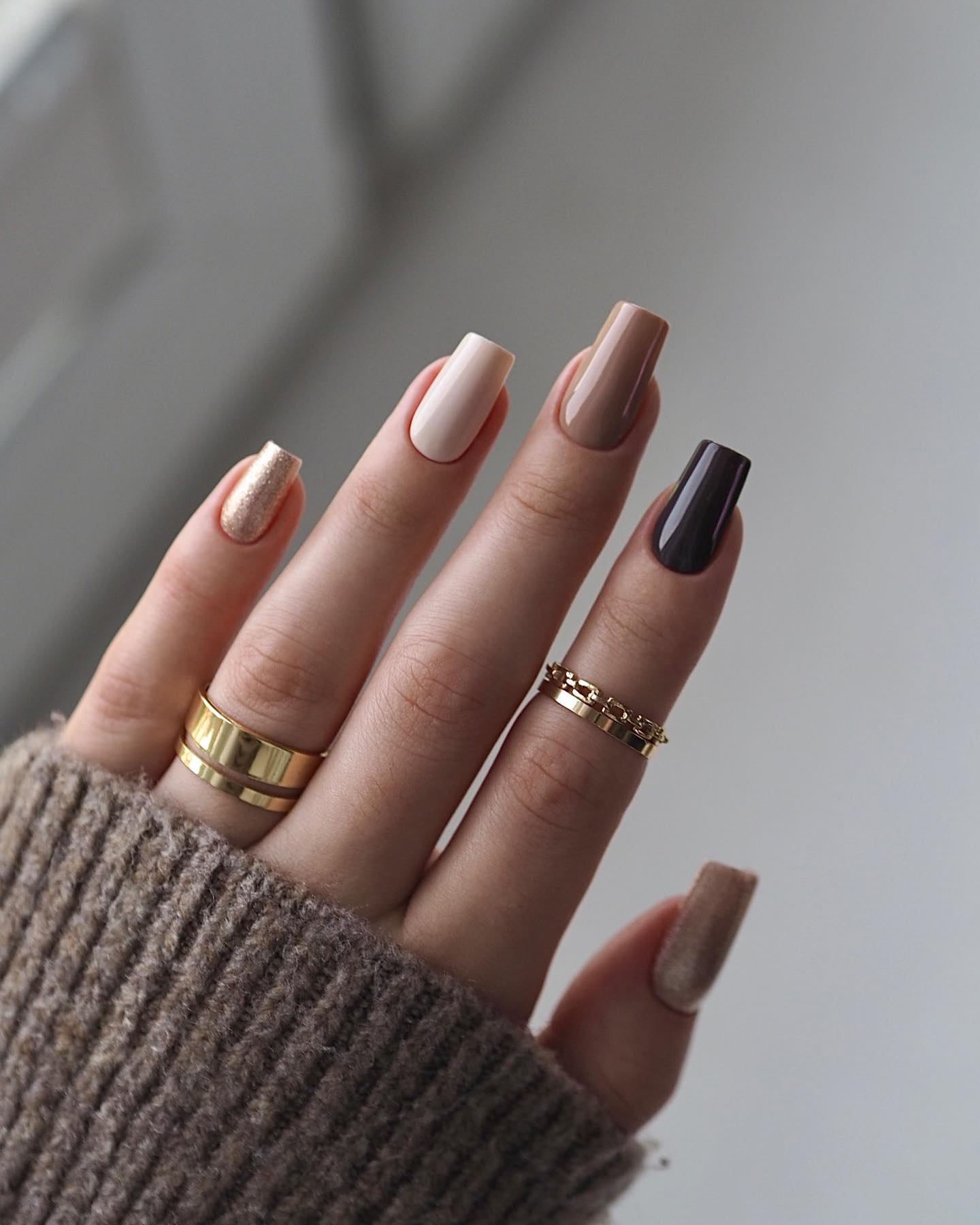 Discover the Top 29 Fall Nail Colors 2024 Season's Best Trends