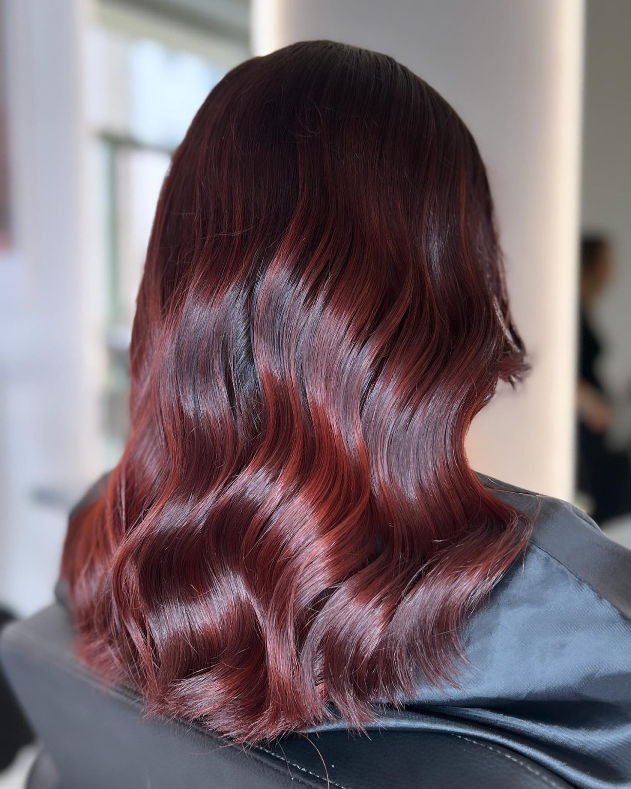 24 Cherry Brown Hair Ideas for 2024: Trendy Looks - divagaze.com