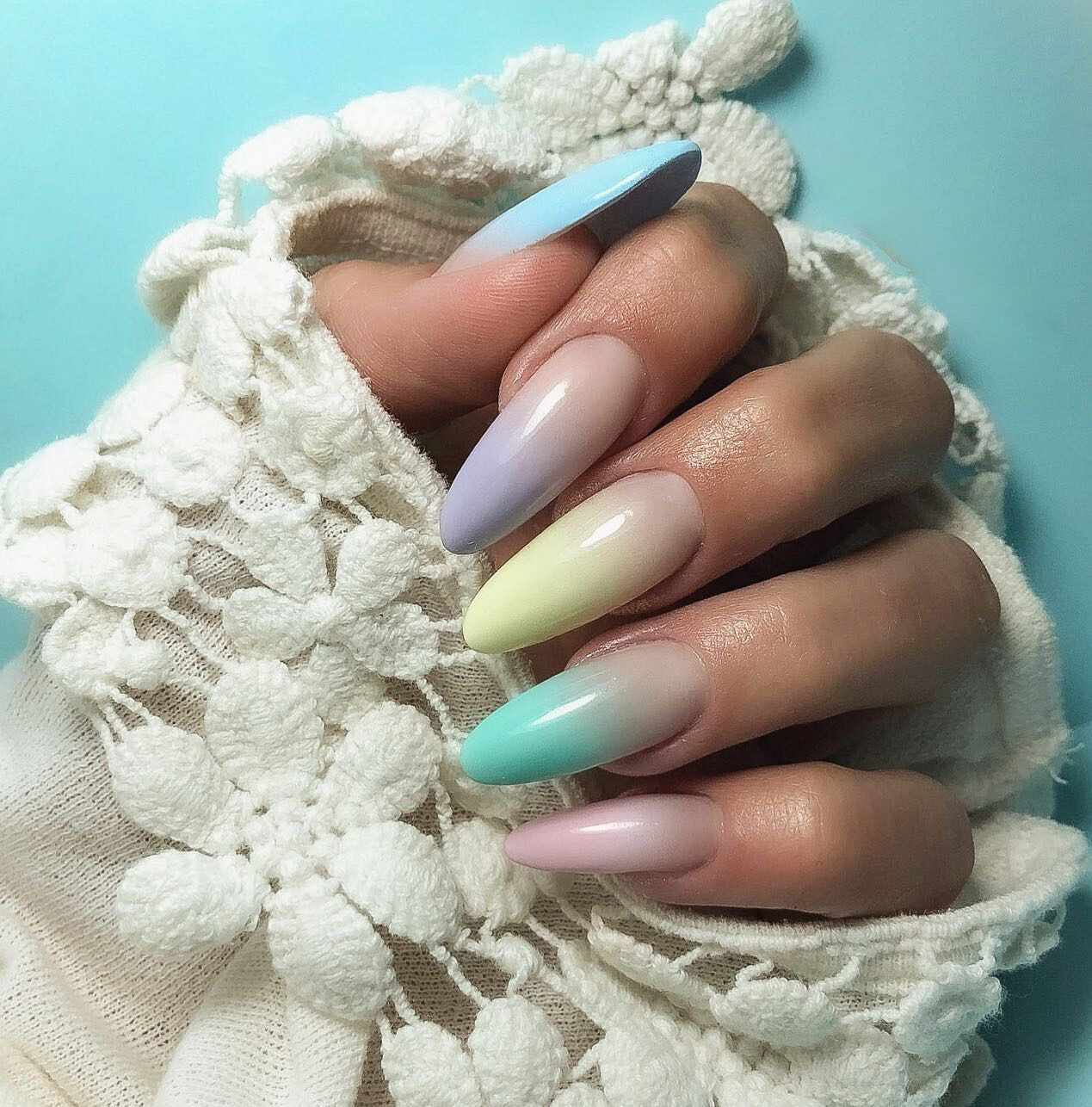 25 Pastel Ombre Nails to Inspire Your Next Manicure in 2024 - divagaze.com