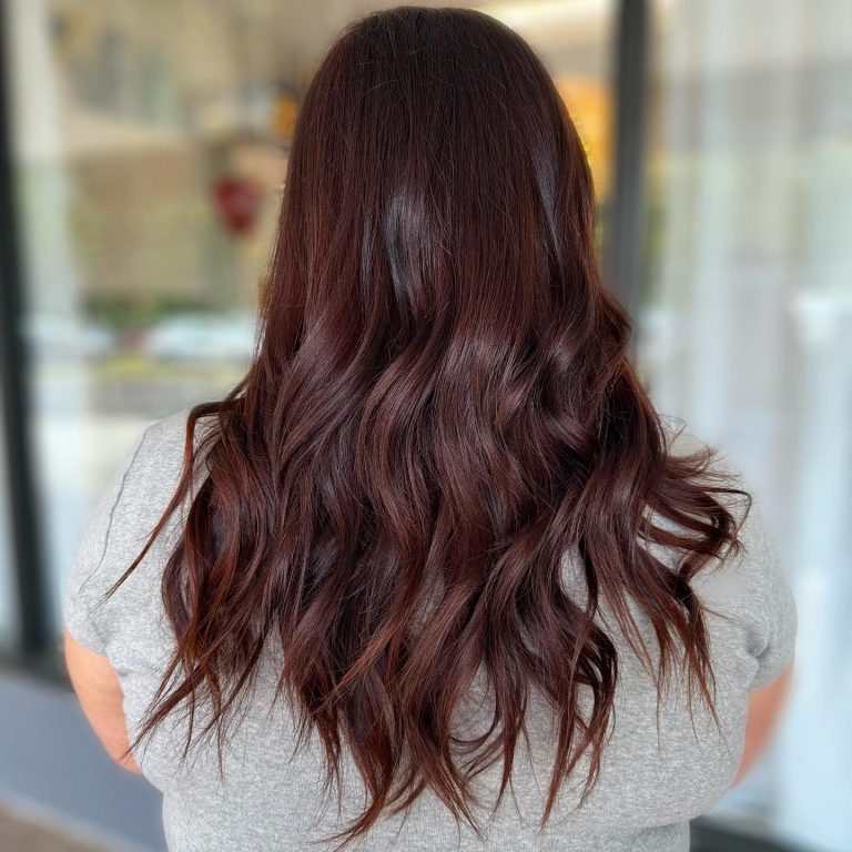 24 Cherry Brown Hair Ideas for 2024: Trendy Looks - divagaze.com