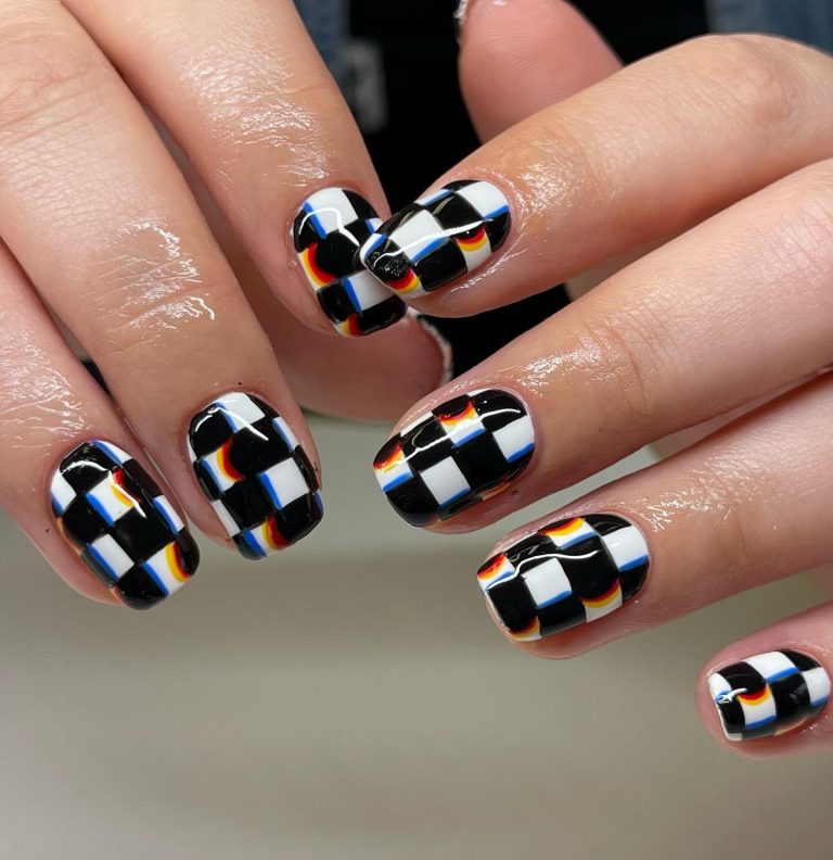 Checkerboard Pattern Nails 33 Checkerboard Nails for 2024: Trendy, Bold, and Beautiful Designs You ...