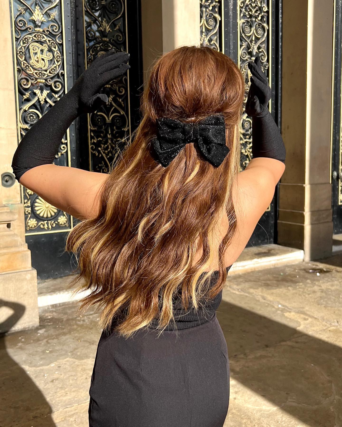 21 Christmas Party Hairstyles That Will Make You Shine at Every Holiday
