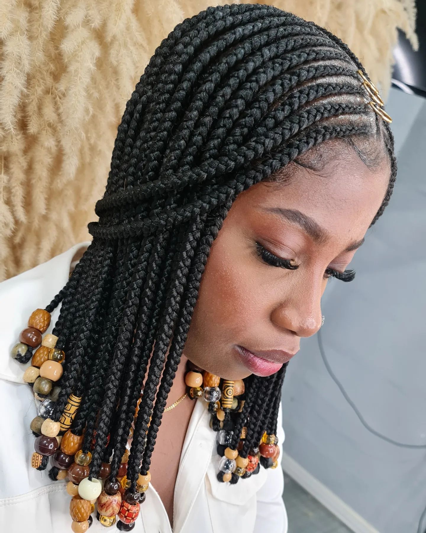30 Braids with Beads: Stylish Ideas to Highlight Your Unique Look ...