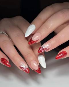25 Red Christmas Nails: Stunning Ideas for a Festive Manicure