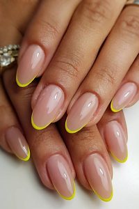 19 Minimalist Nails 2025: Stylish Ideas for Trendy and Elegant