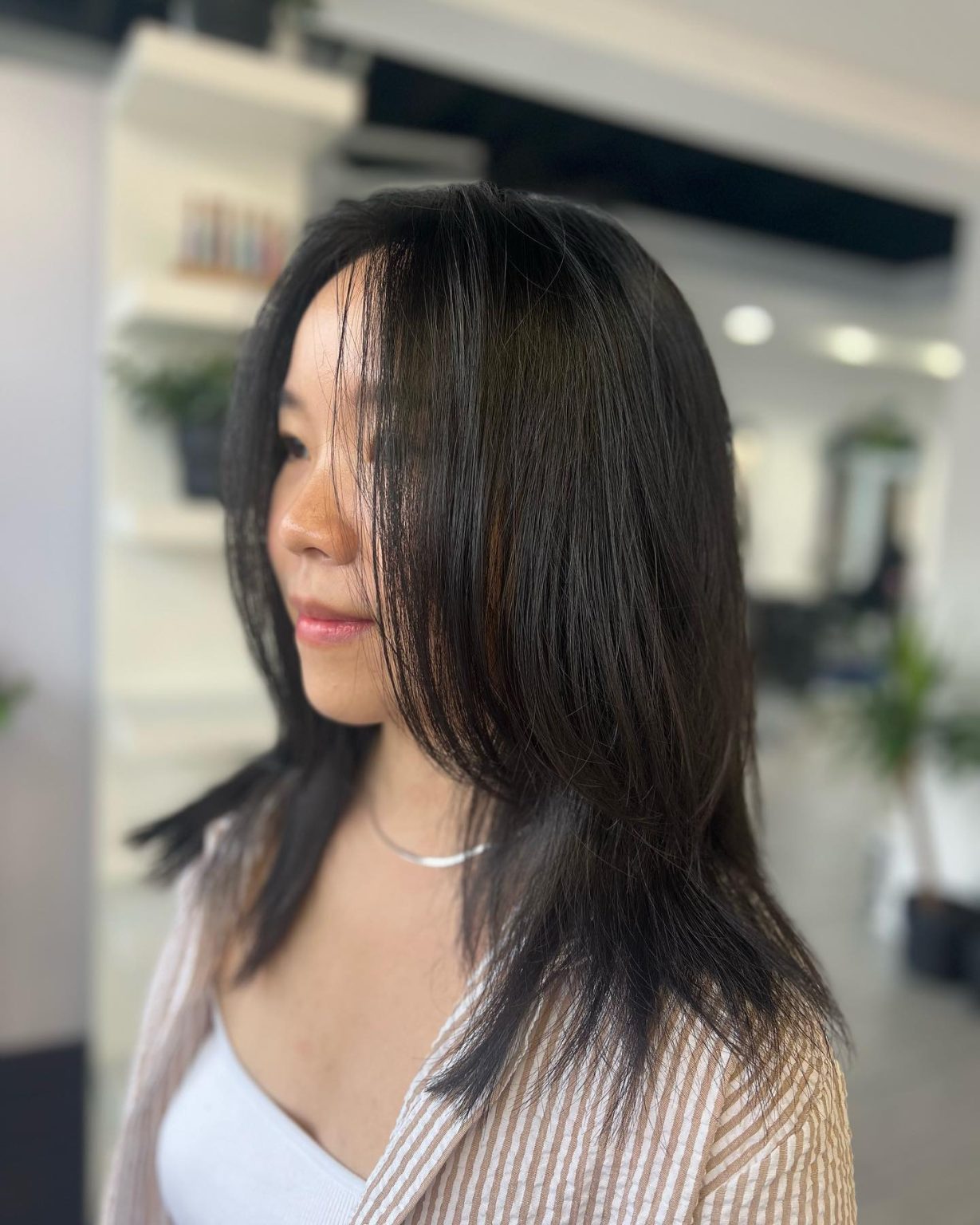 35 Stunning Medium Layered Haircuts for 2025: Perfect Styles for Every ...