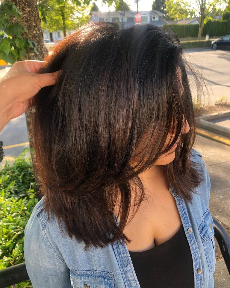 35 Stunning Medium Layered Haircuts for 2025: Perfect Styles for Every ...