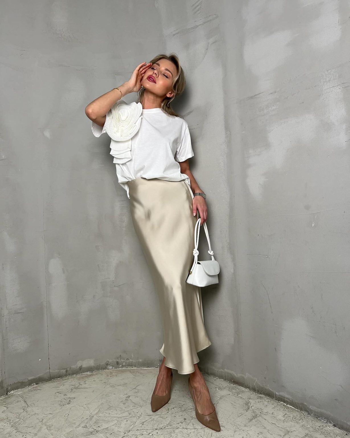 30 Skirt Outfits 2025: Trendy Ideas for Every Occasion – From Casual to ...