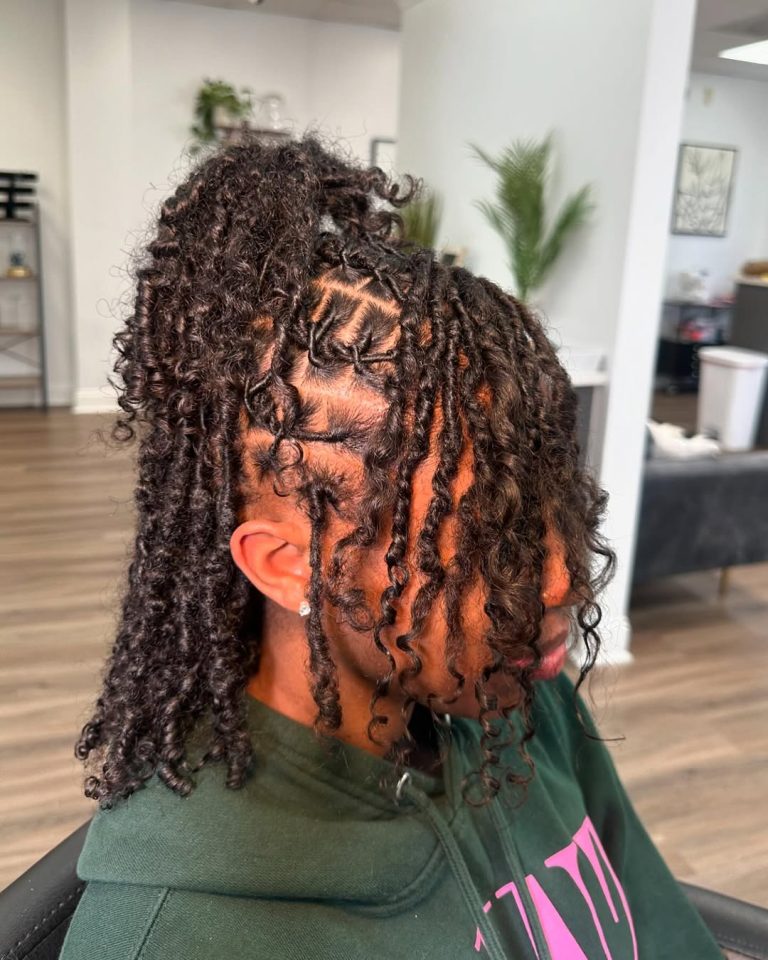 35 Loc Hairstyles for Women 2025 β Trendy, Elegant and Versatile Styles ...