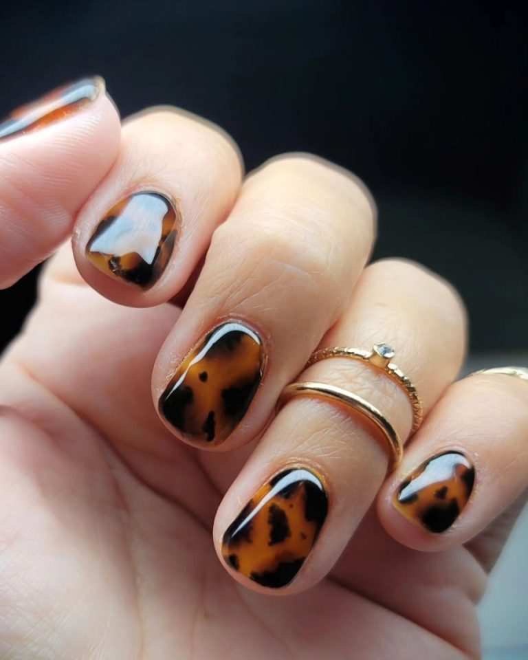 35 Tortoise Shell Nails Ideas 2025 That Will Make You Ditch Plain ...
