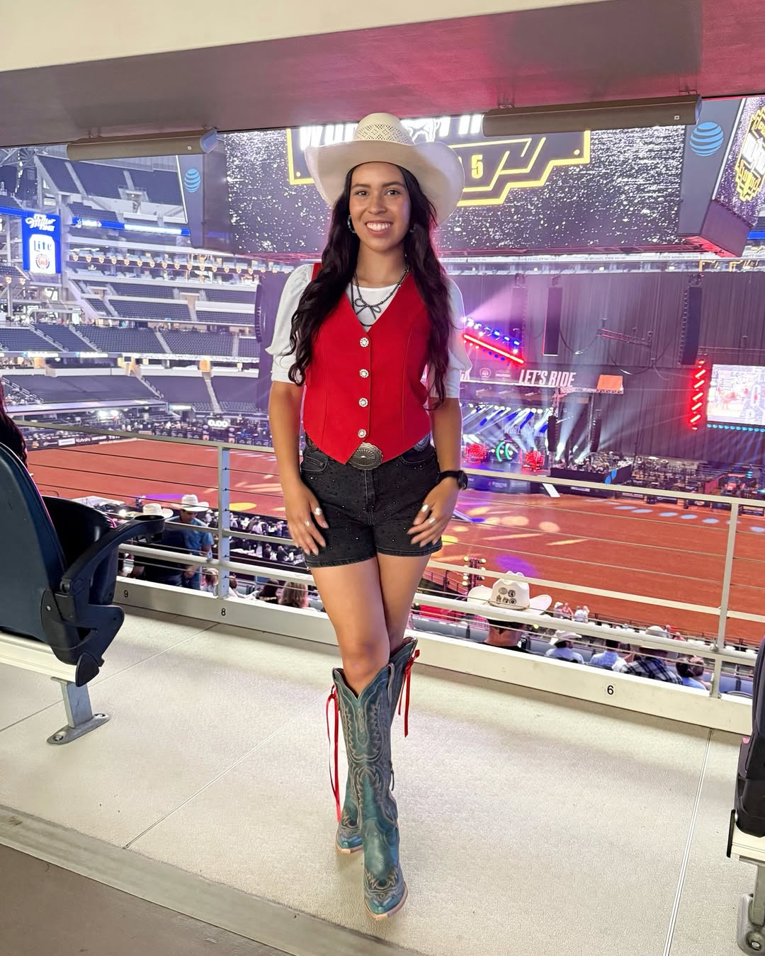 Rodeo Outfits for Women 2026 – 26 Trendy Western Ideas - divagaze.com