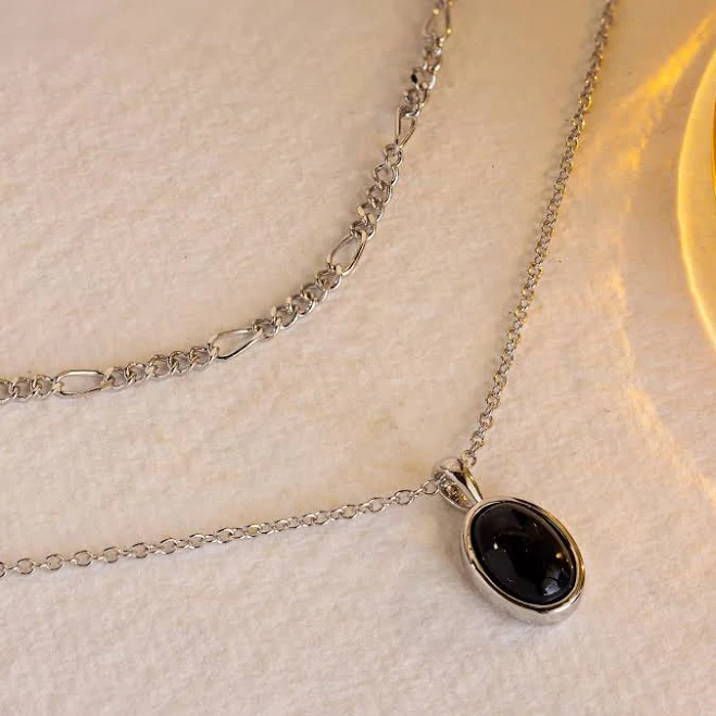 accessory Caitlyn Minimalist 18K Gold Figaro Duo Chain Necklace with Layered Onyx Caitlyn Minimalist $41.6