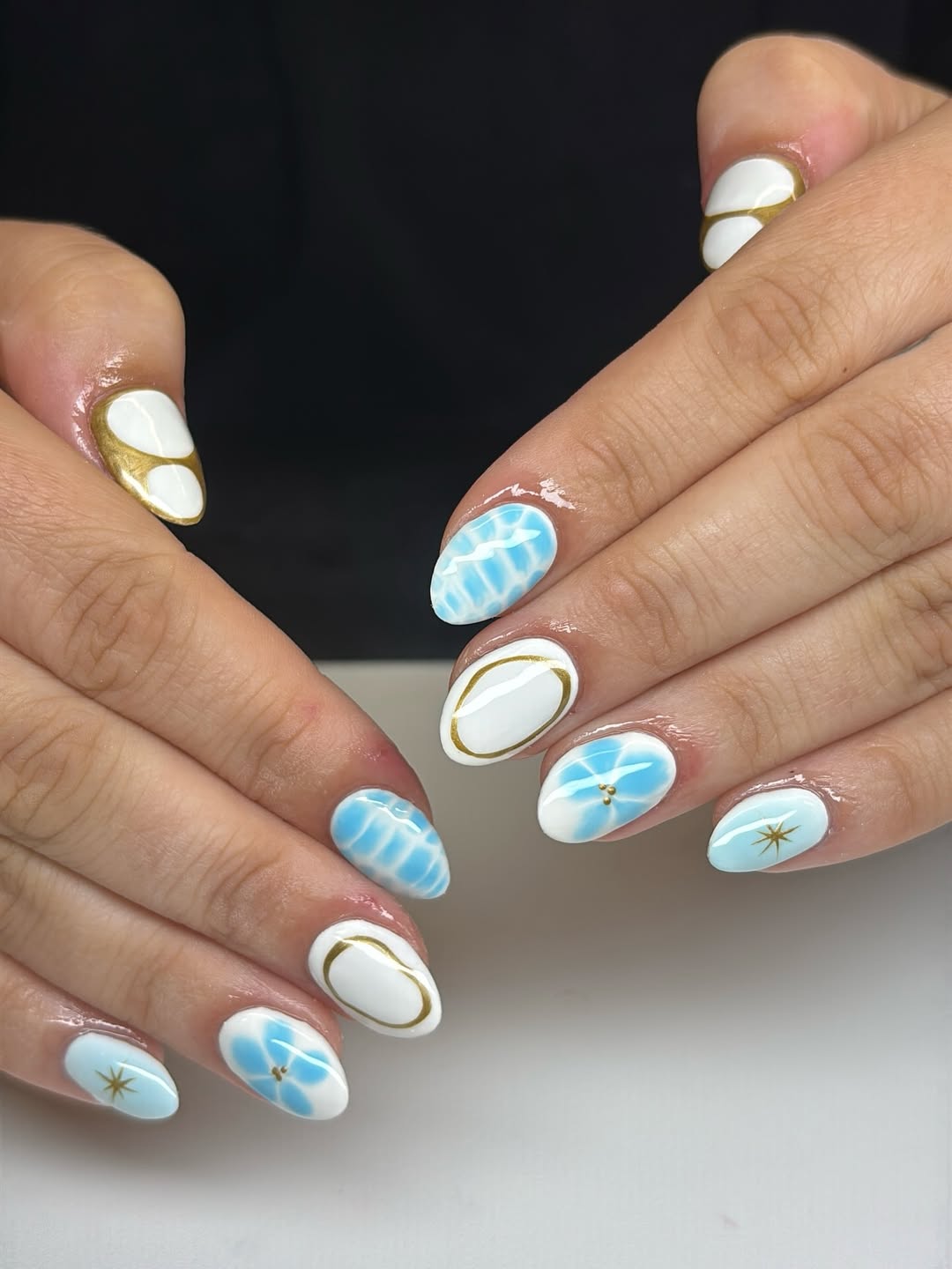 Blue and White Dreamy Summer Nail Art