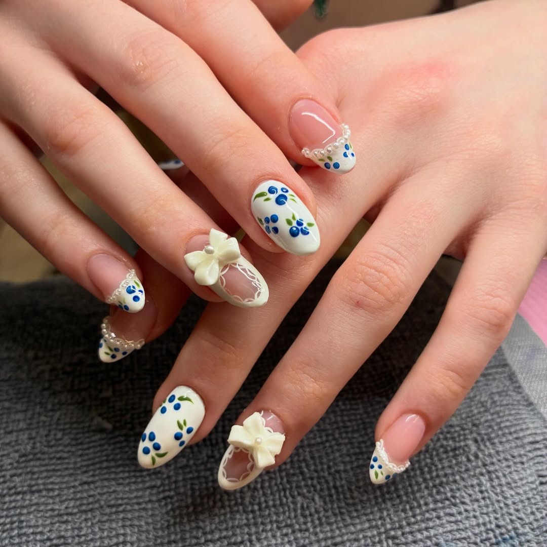 Blueberry Floral 3D Bow Almond Nails
