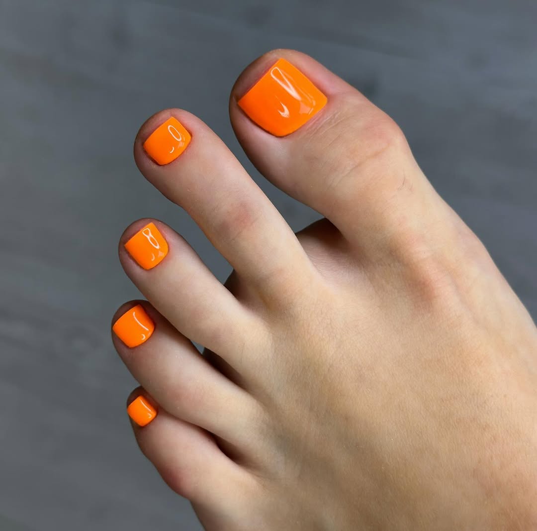 Bright Orange Glossy Short Squoval Pedicure
