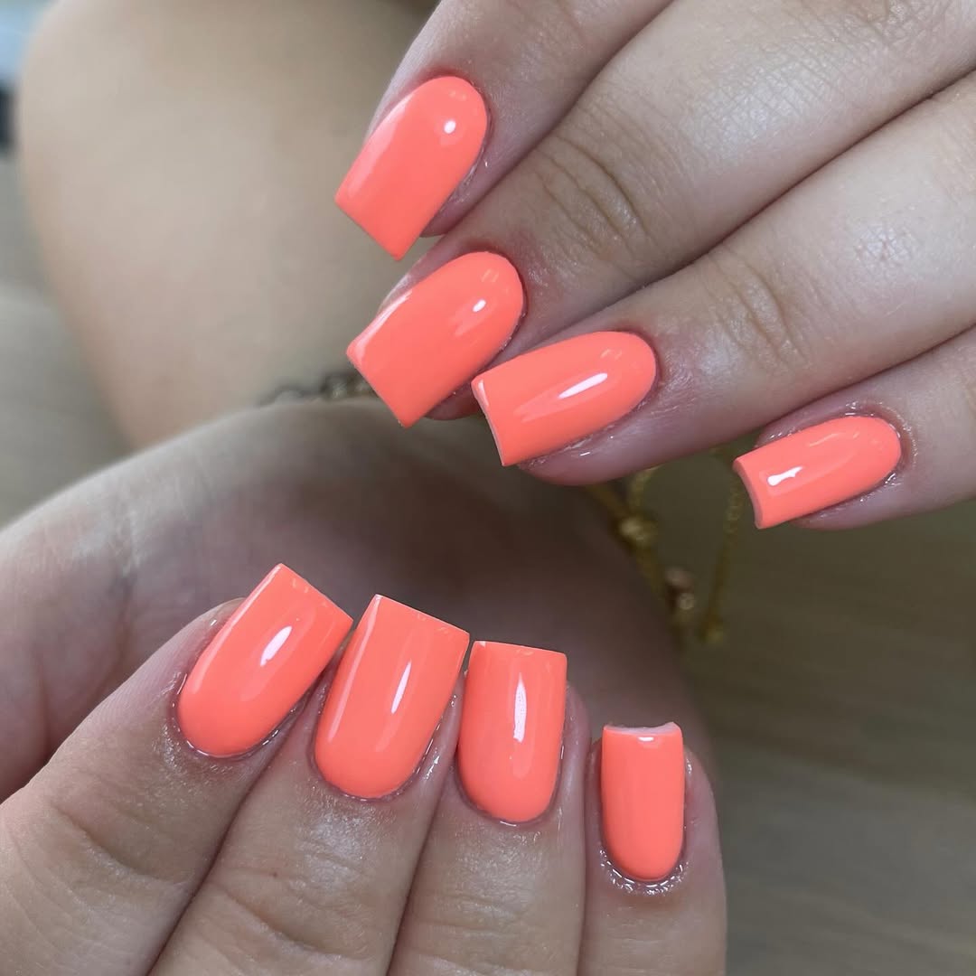 Bright Peachy Orange Glossy Square Gel Nails