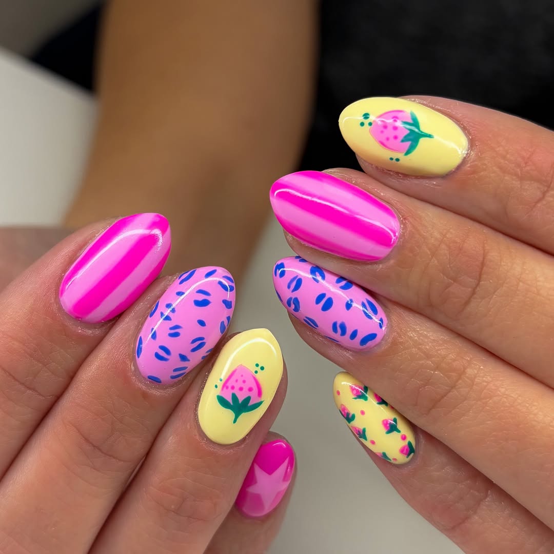 Bright Summer Strawberry Floral Pattern Nails