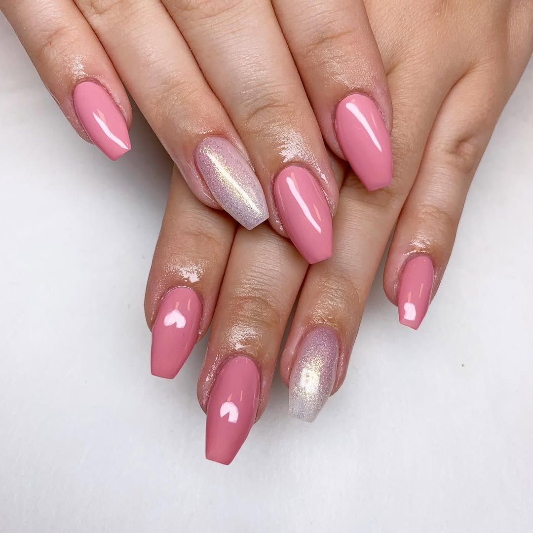 Bubblegum Pink Coffin Nails with Shimmer Accent