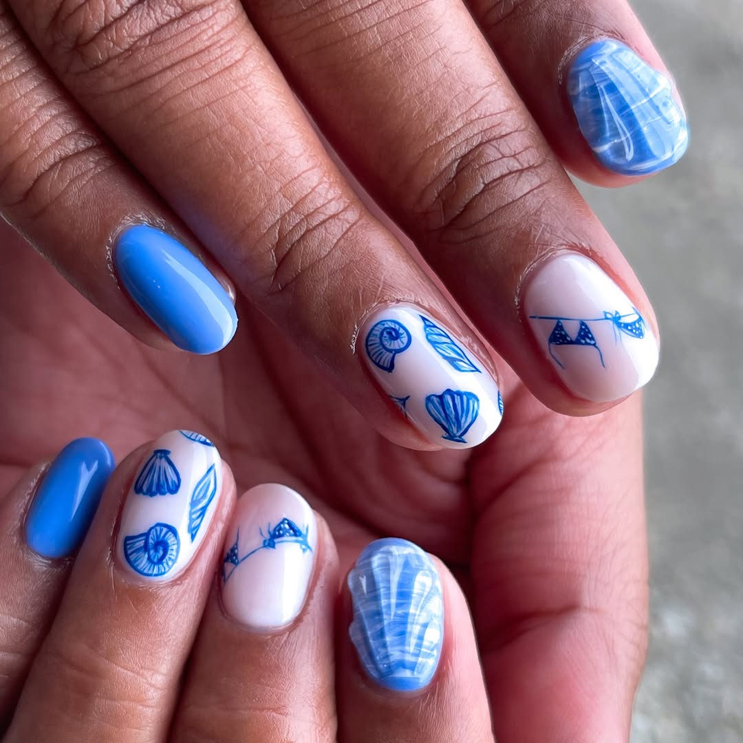 Coastal Blue Seashell Short Oval Nails