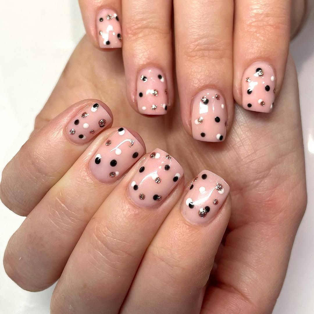 Dainty Polka Dot Blush Pink Short Squoval Gel