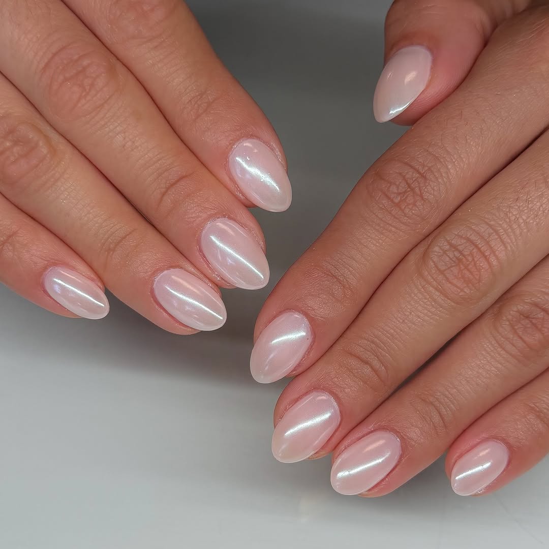 Dewy Pearl Pink Oval Nails