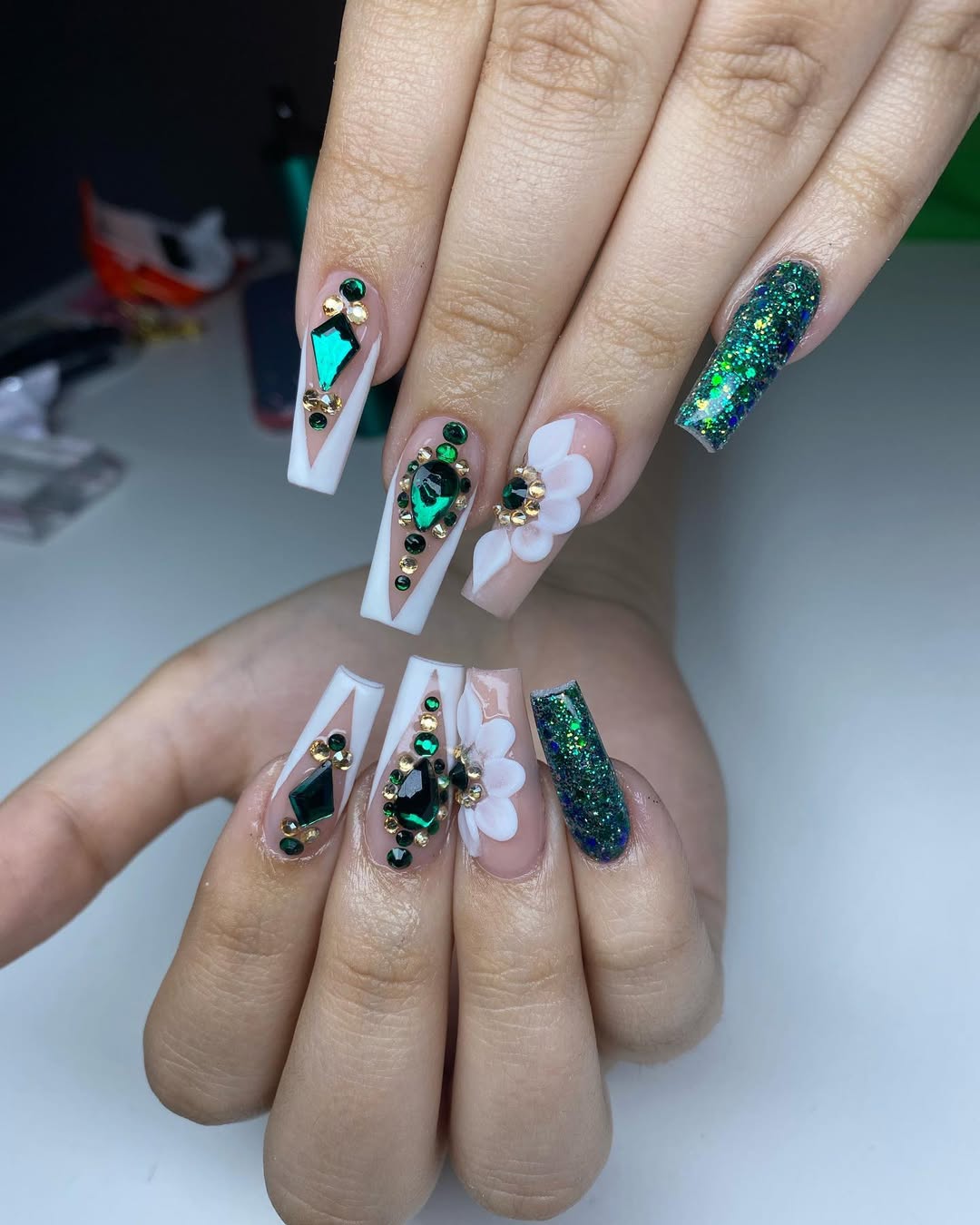 Emerald Green Rhinestone Coffin Nails with 3D Flowers