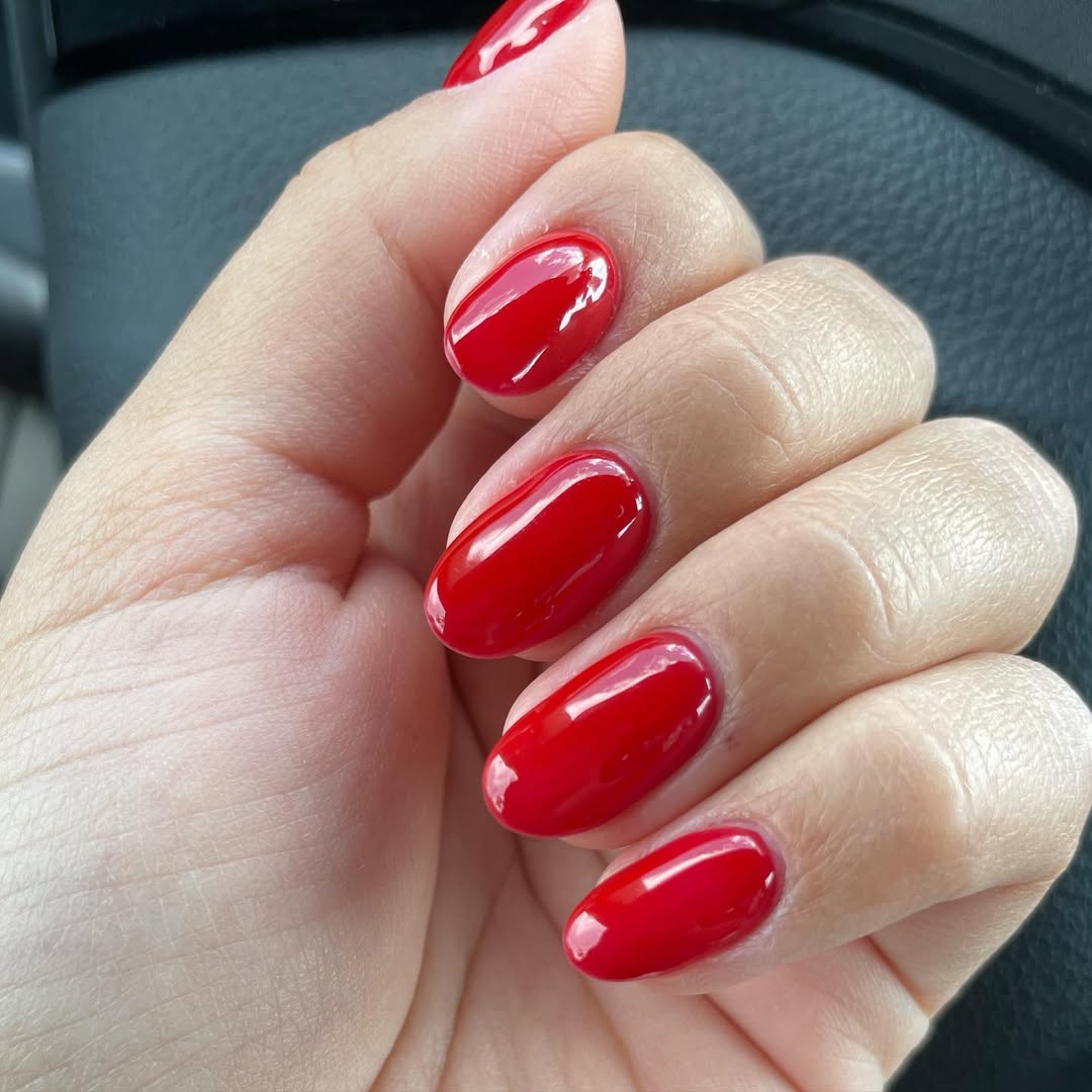 Glossy Chili Red Oval Manicure