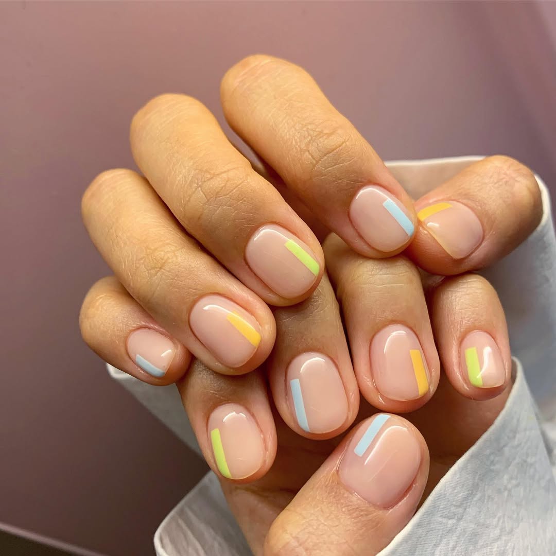 Glossy Nude Short Squoval Funky Stripes