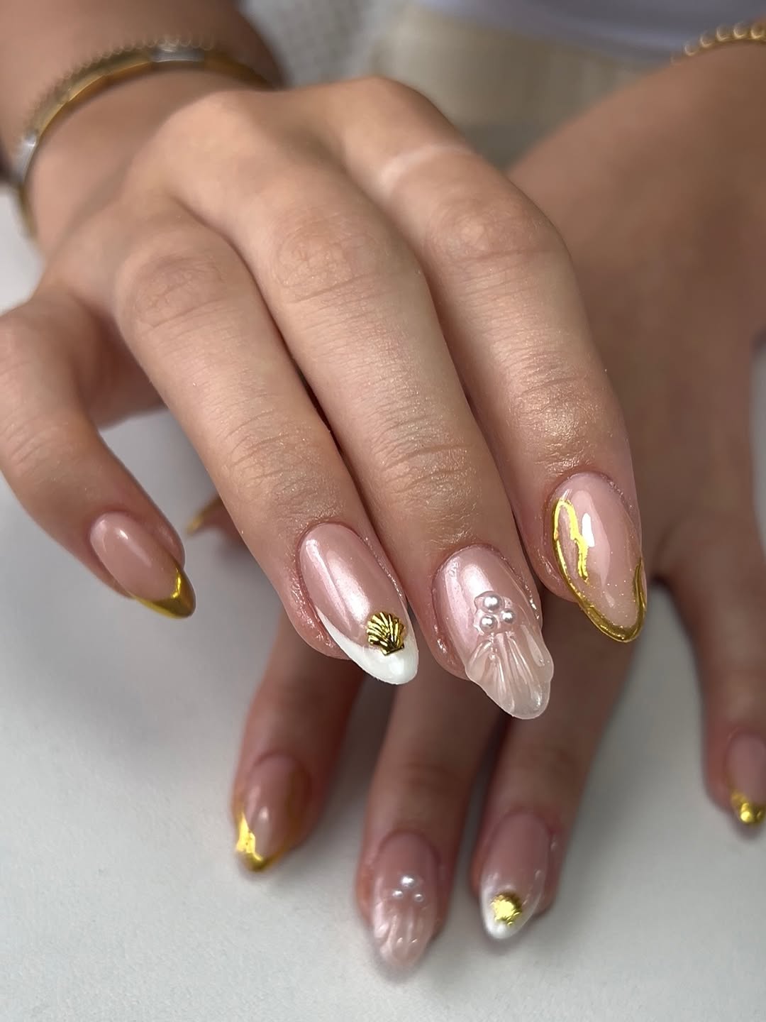 Iridescent Nude Gold Tip Pearl Shell Acrylics