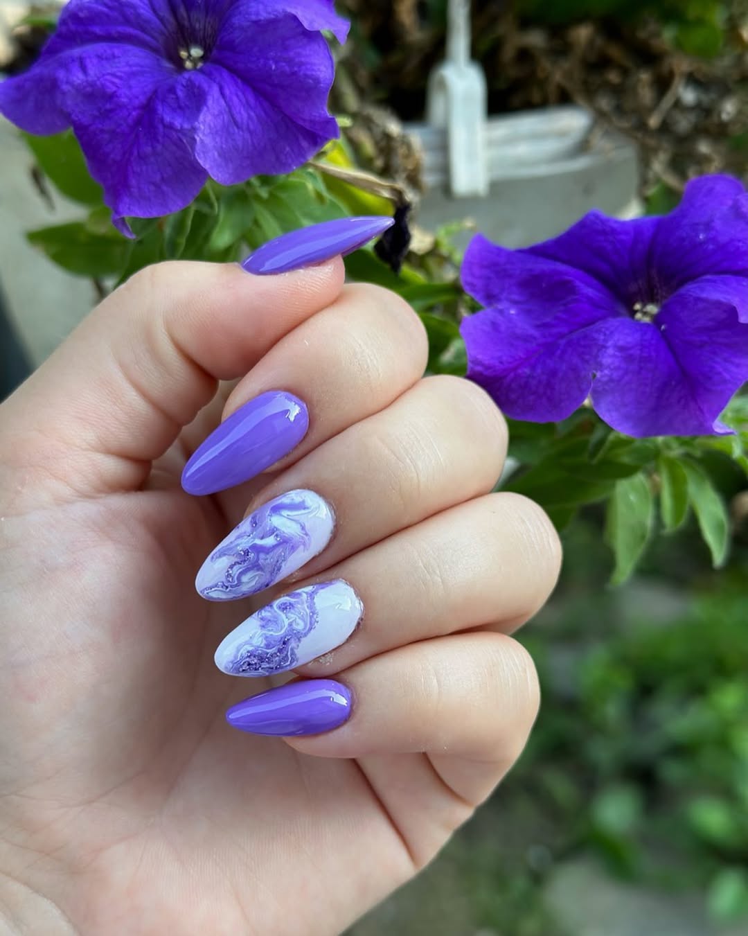 Lavender Purple and White Marble Almond Nails