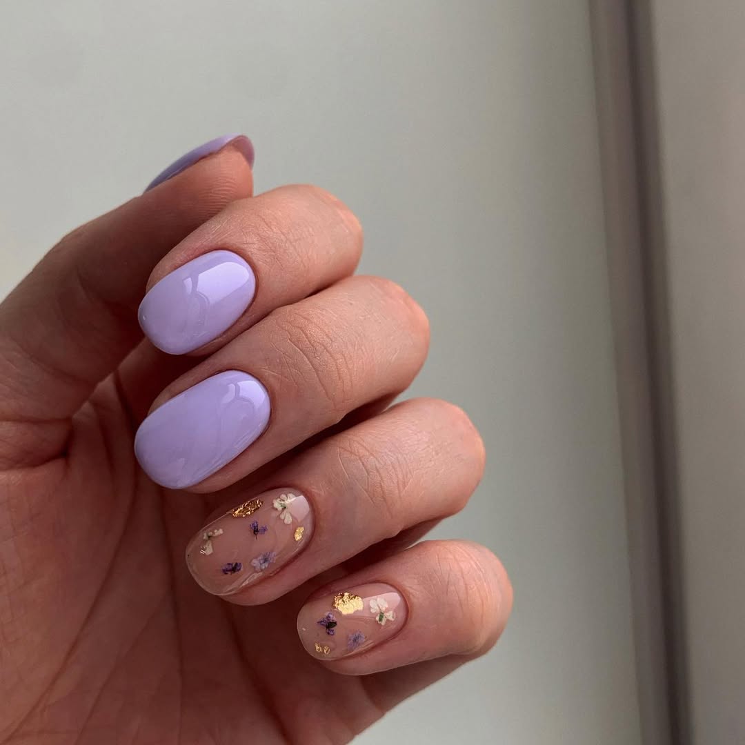 Lavender Spring Press-On Nails with Floral Accents