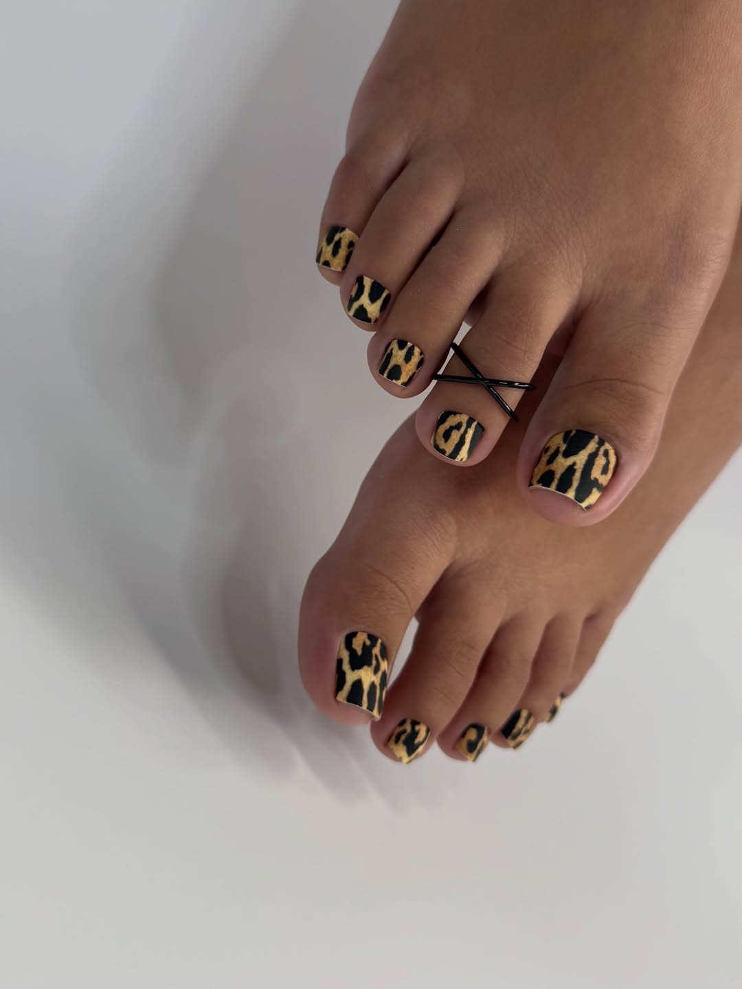 Leopard Print Accent Square Toenails
