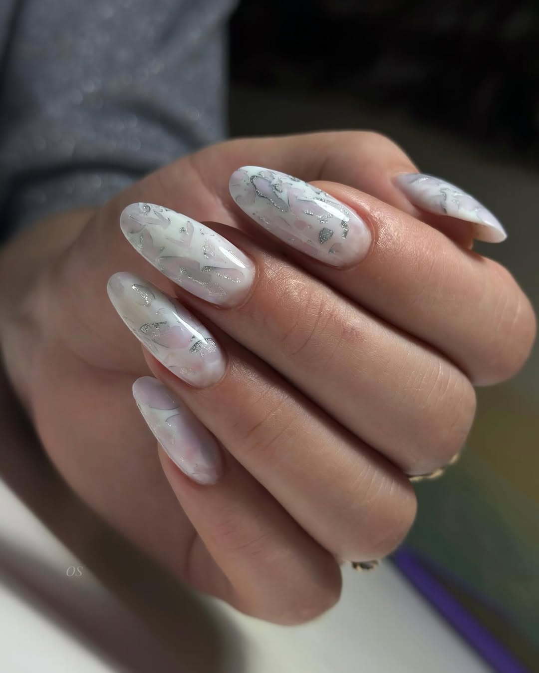 Marble Silver Swirl Glossy Oval Nails