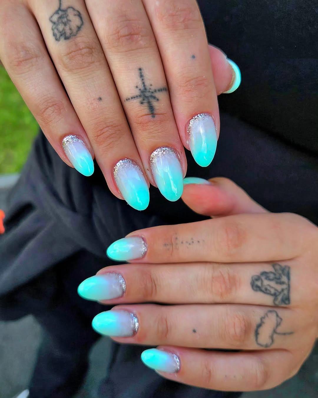 Neon Teal Milk Bath Ombre Glitter Accent Nails