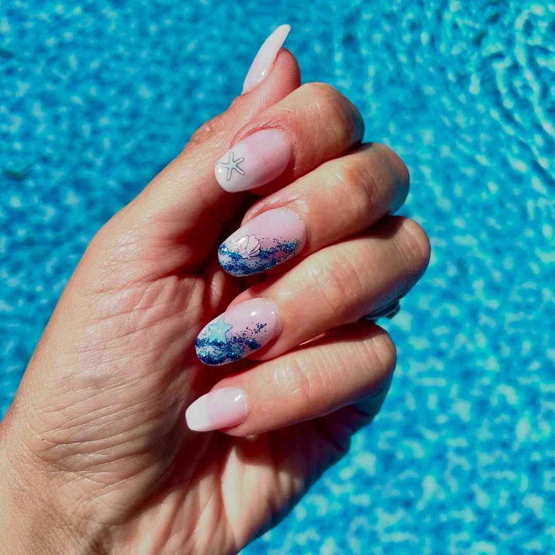 Ocean Glitter Ombre With Seashell Accents
