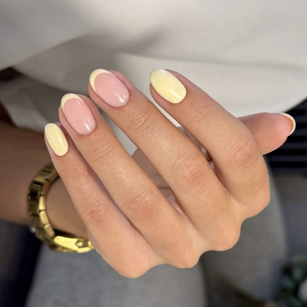 Pastel Pink Yellow Swirl Oval Nails