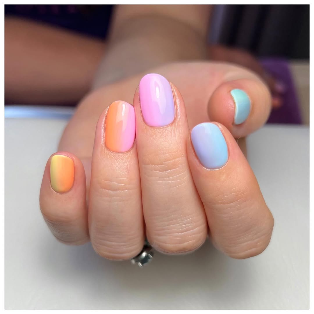Pastel Rainbow Glossy Ombré Oval Short Nails