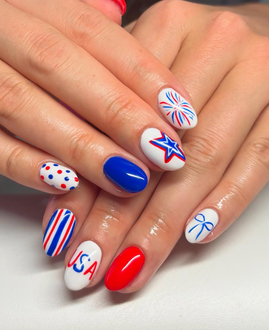 Patriotic Red White Blue Oval USA Flag Nails