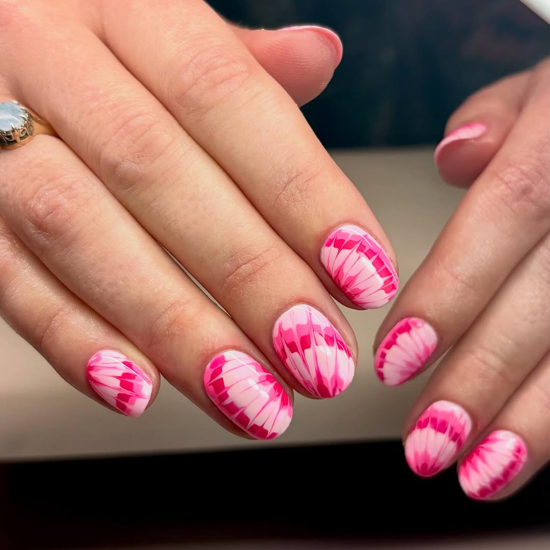 Pink Swirl Water Marble Short Oval Nails