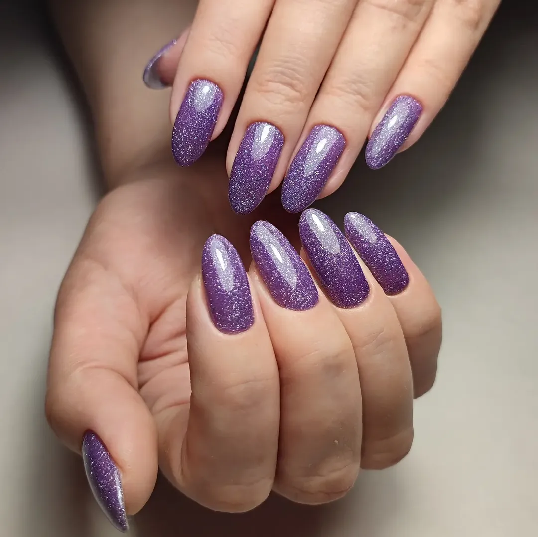 Sparkling Amethyst Purple Glitter Oval Nails