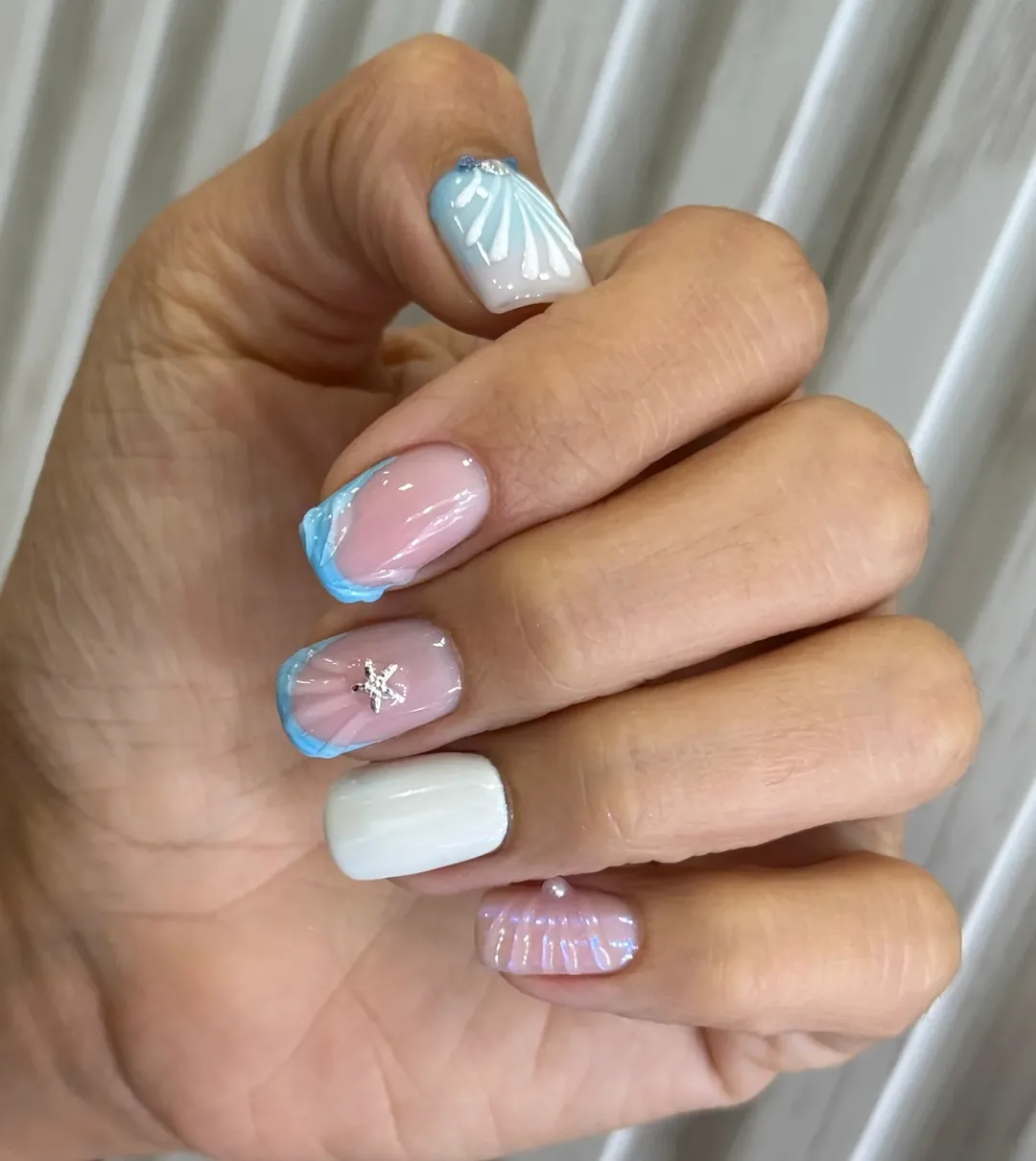 Summer Blue Sea Shell Accent Nails
