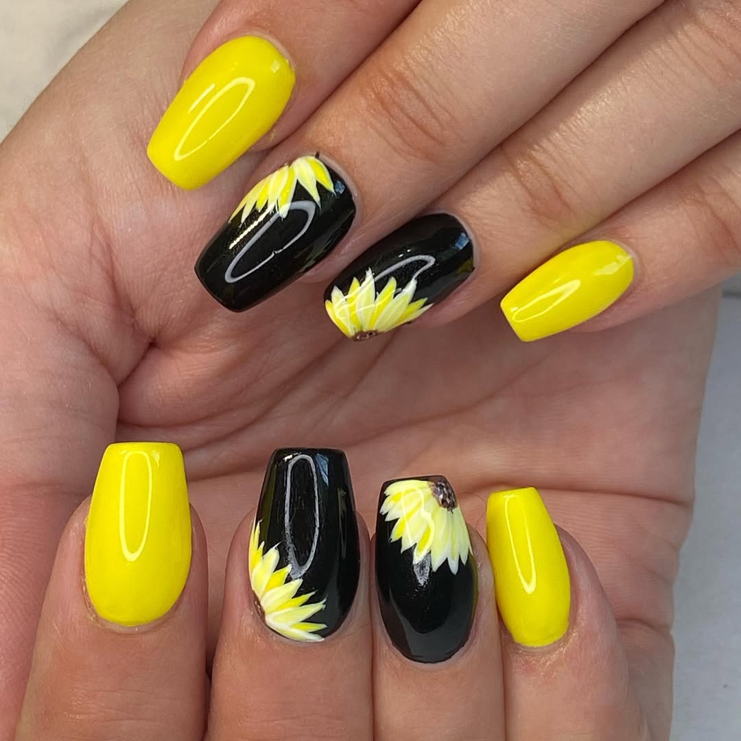 Summer Sunflower Black and Yellow Coffin Nails