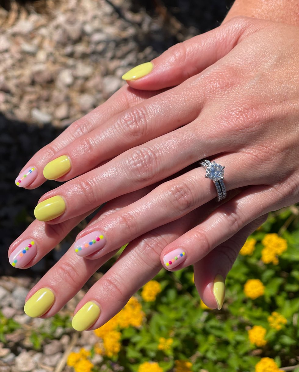 Sunny Yellow Polka Dot Short Oval Nails
